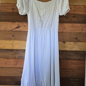 Elegant White Lace Dress